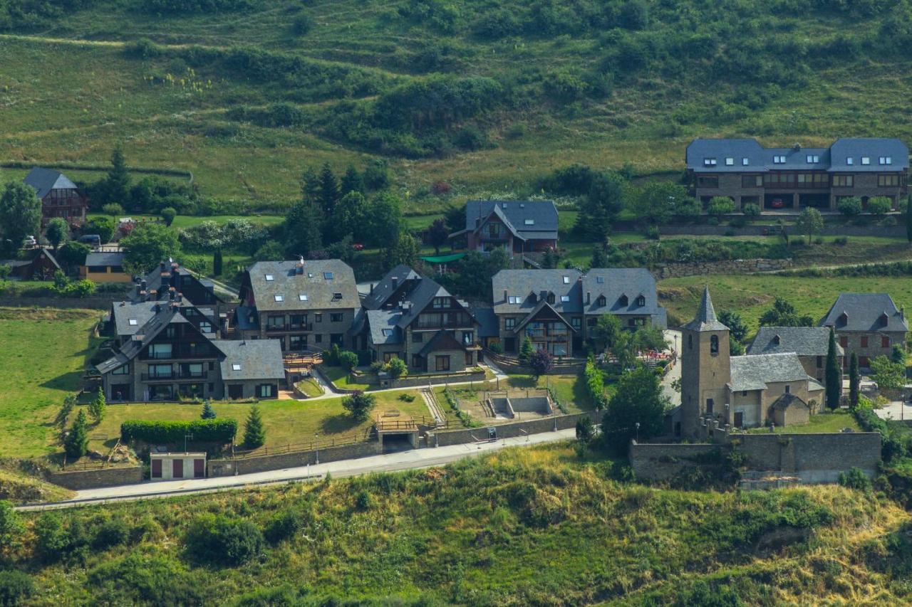 Готель Tierras De Aran Betlan Екстер'єр фото